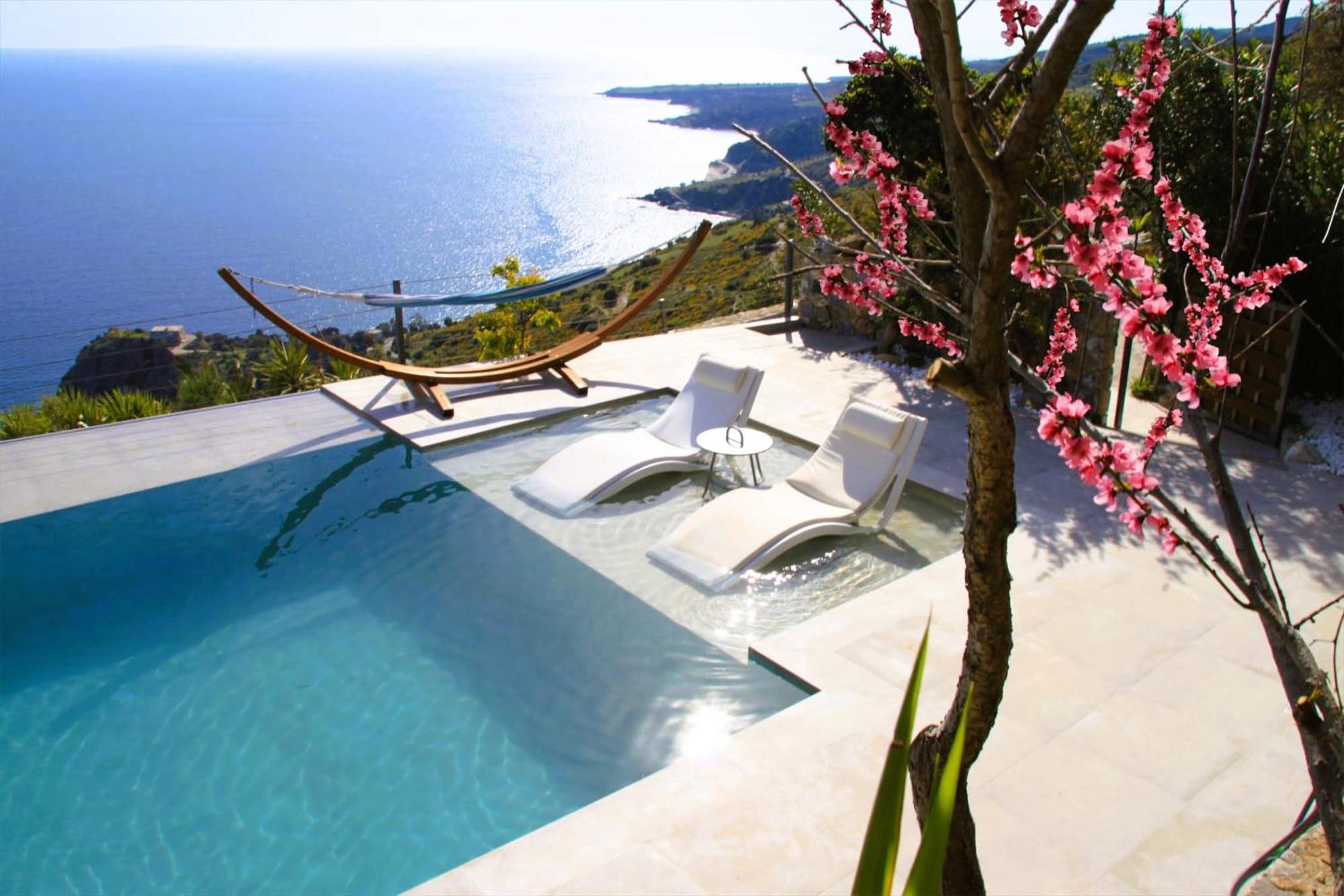 Anemos Luxury Villas Rodhákinon Luaran gambar